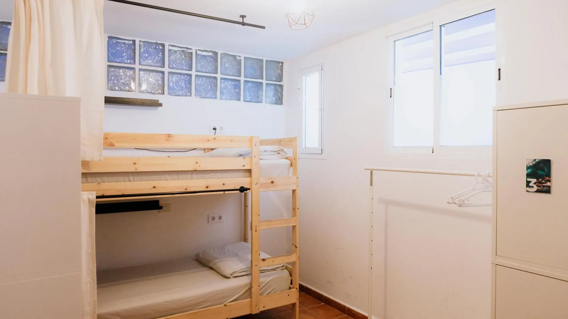 Endless Summer Hostel Costa Adeje