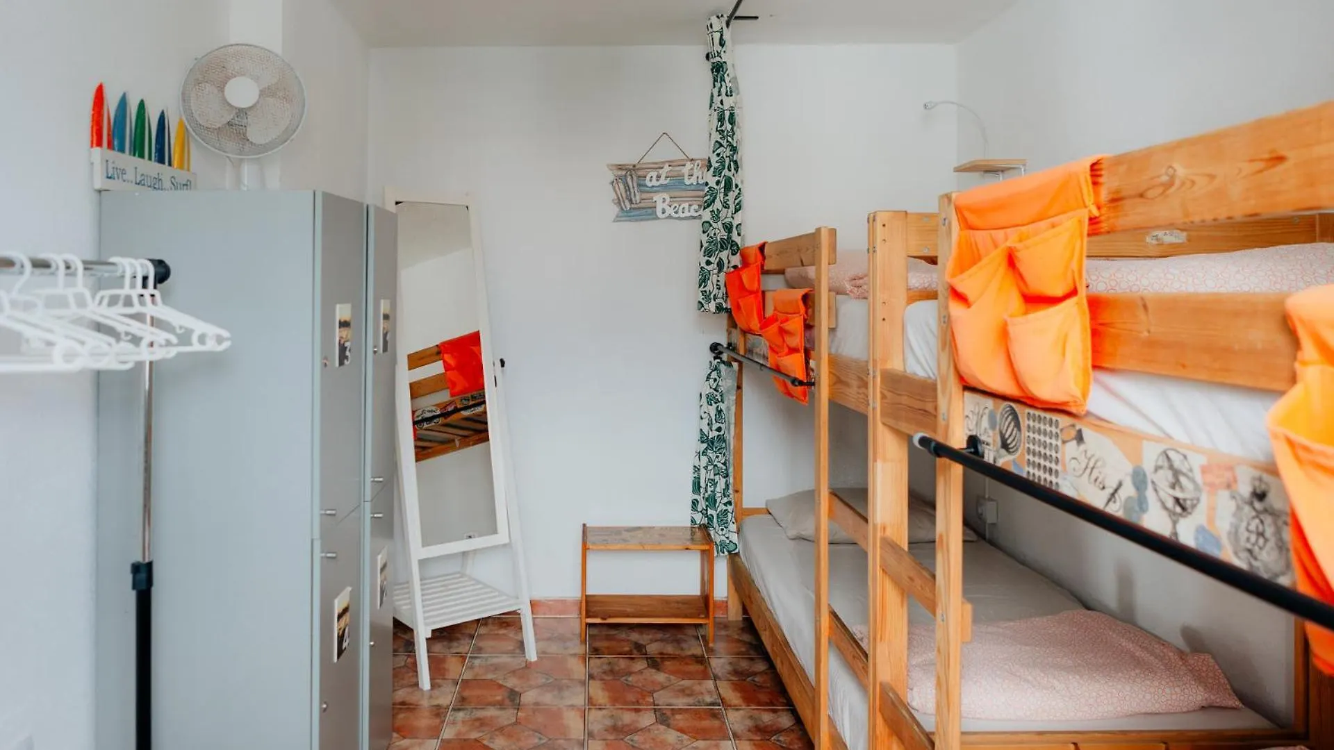 Endless Summer Hostel Costa Adeje  0*, Costa Adeje (Tenerife)