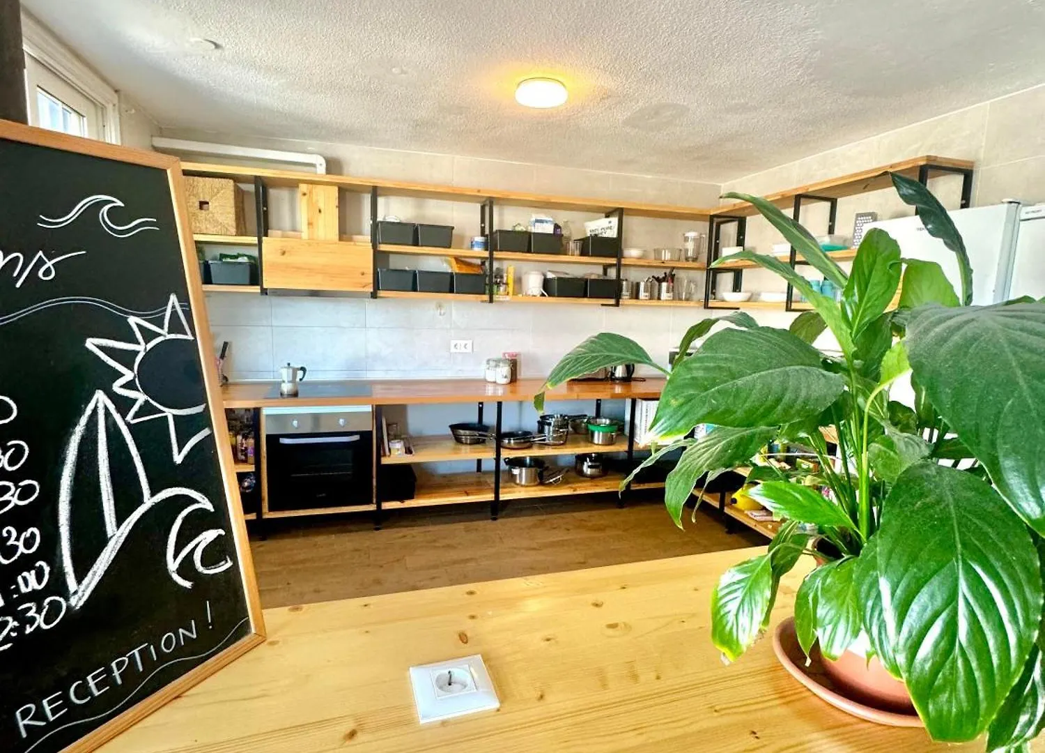 Endless Summer Hostel Costa Adeje